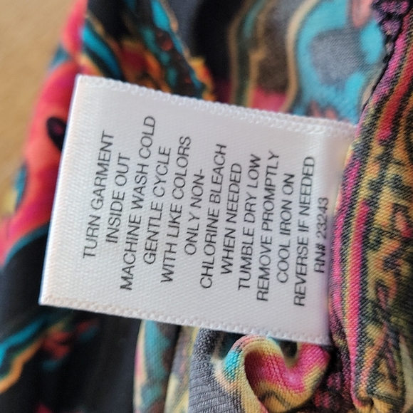 NEW YORK AND COMPANY DRESS - Picture 11 of 13